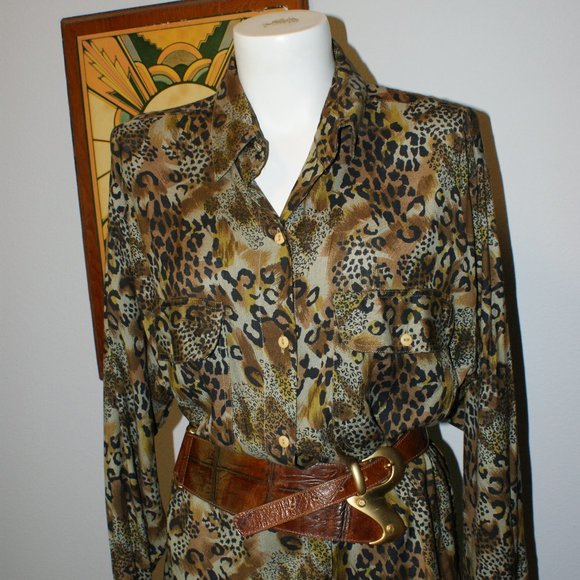 Vintage Animal Print Short Circuit Rayon Shirt - Picture 8 of 10